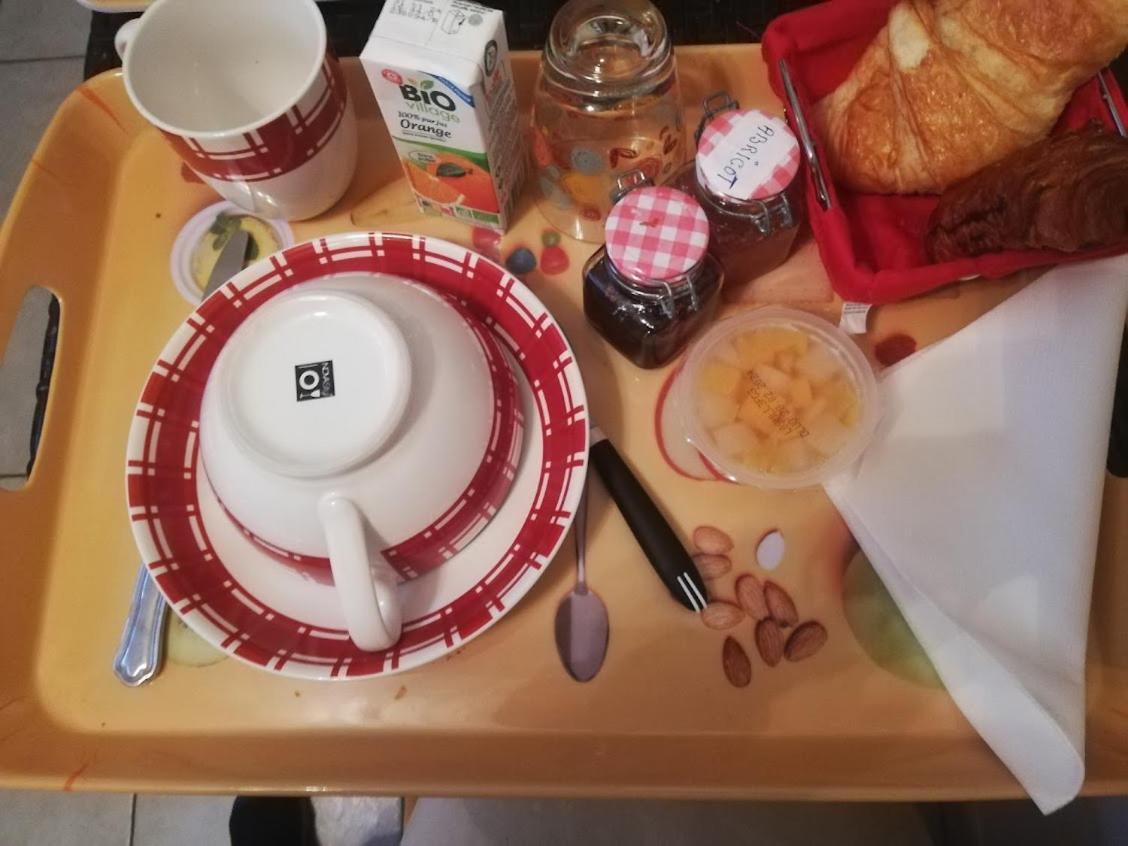 Chambre Avec Salle De Bain Privatisee Avec Petit Dejeuner Compris 欧克索讷 外观 照片